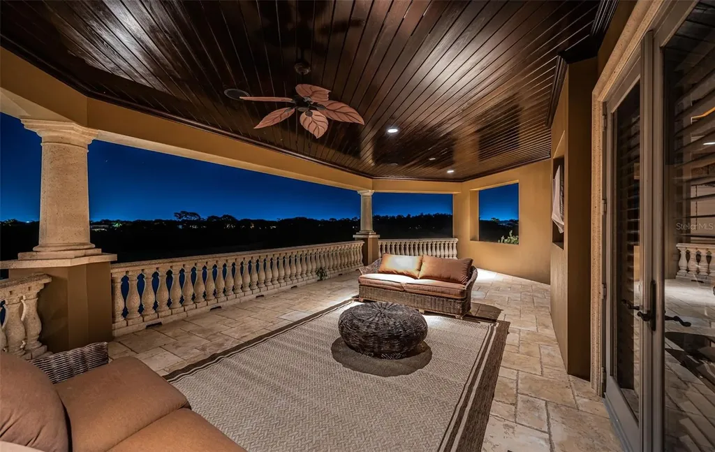 9209 Silverthorn Road Seminole FL 33777