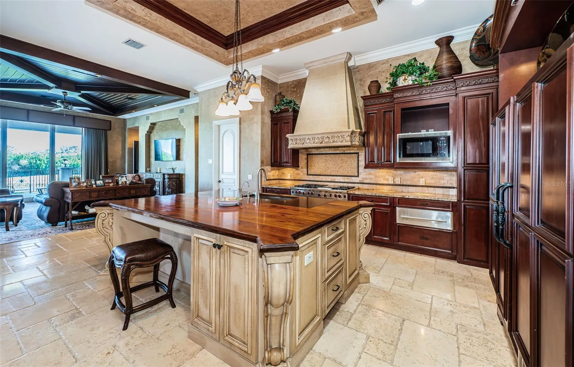 9209 Silverthorn Road Seminole FL 33777