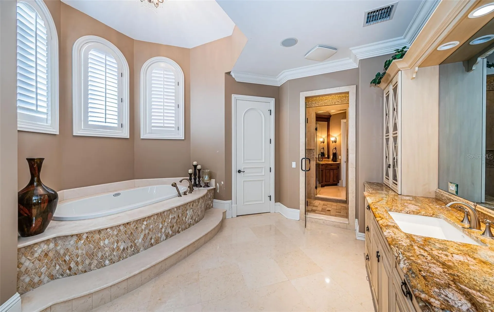 9209 Silverthorn Road Seminole FL 33777