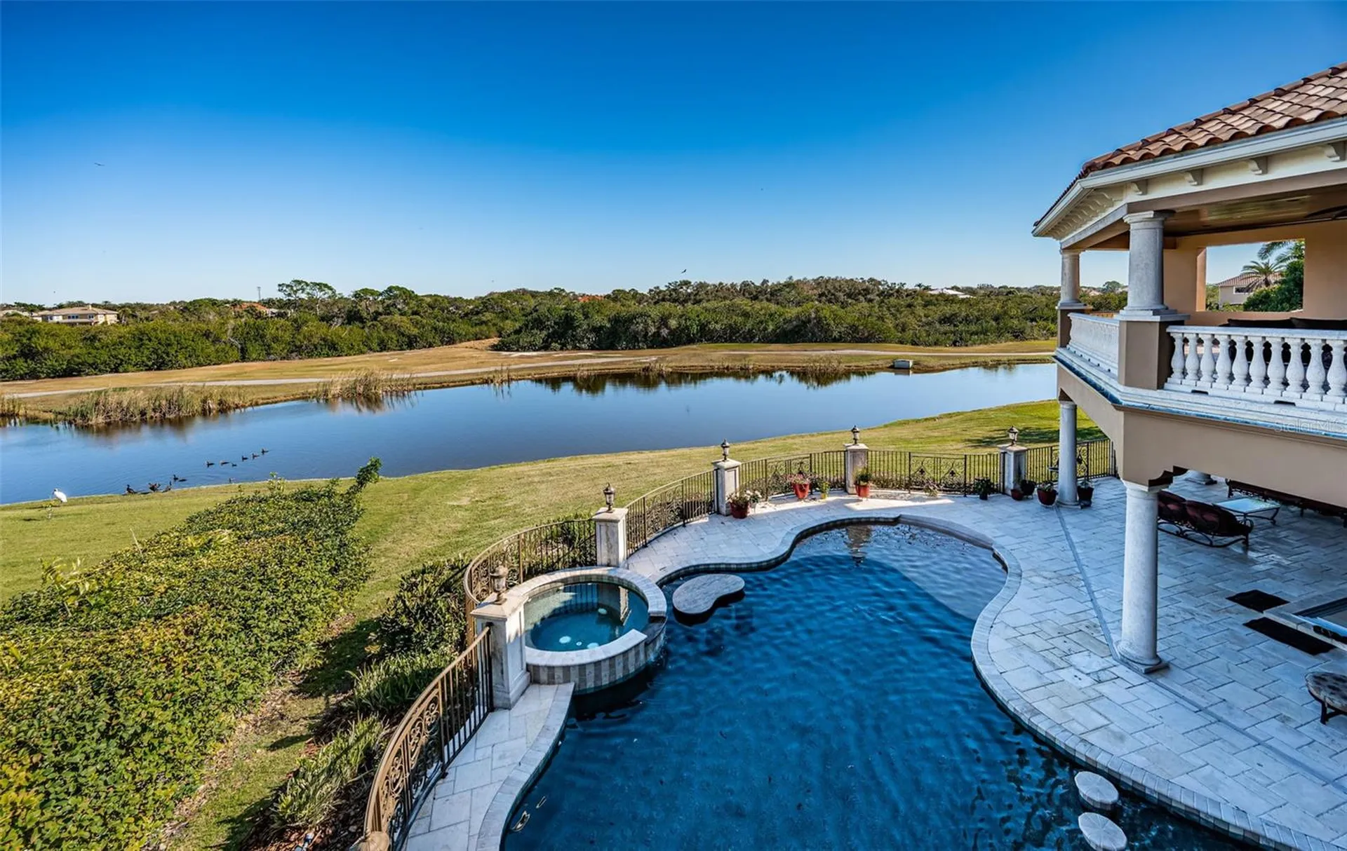 9209 Silverthorn Road Seminole FL 33777