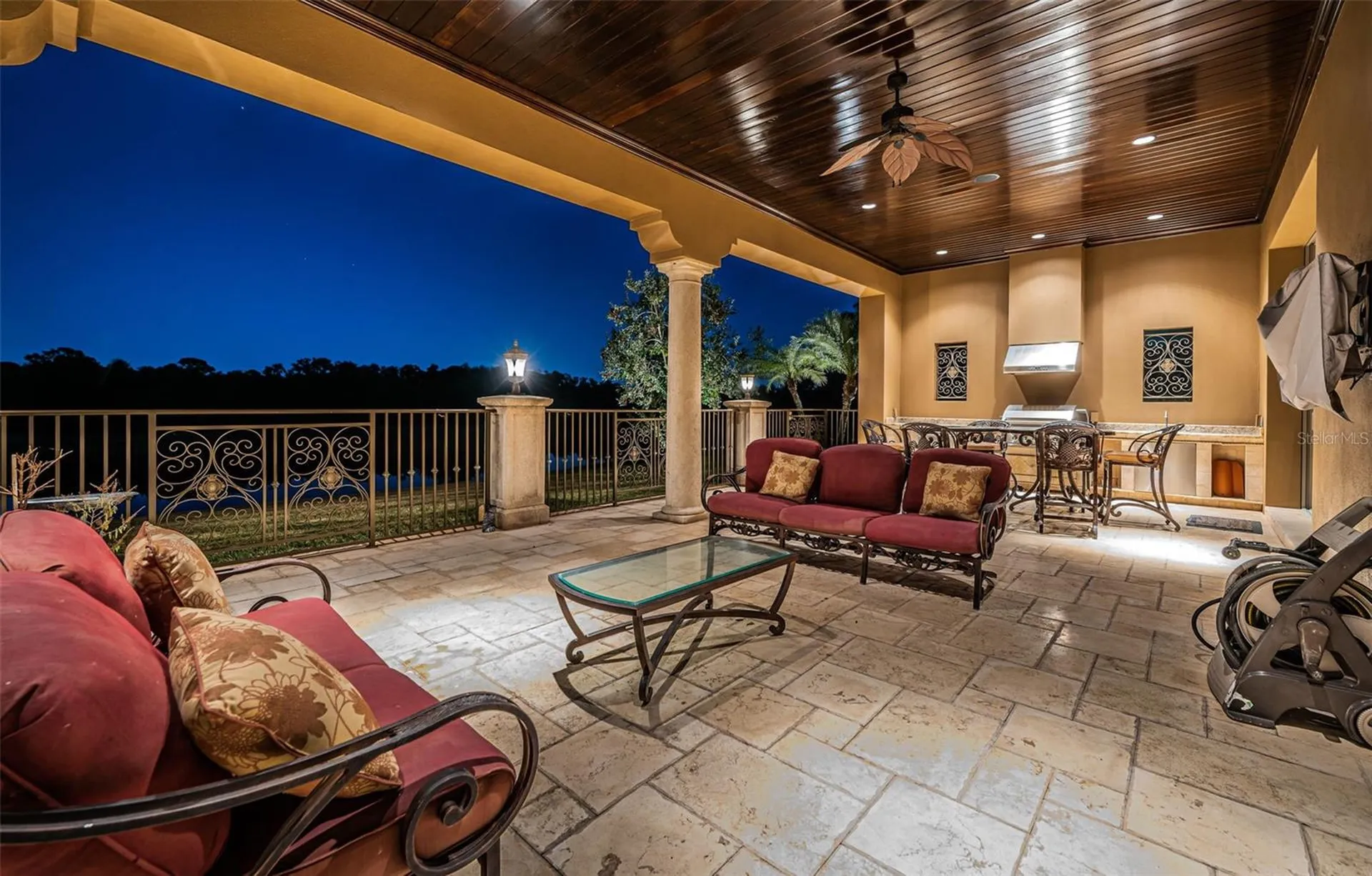 9209 Silverthorn Road Seminole FL 33777