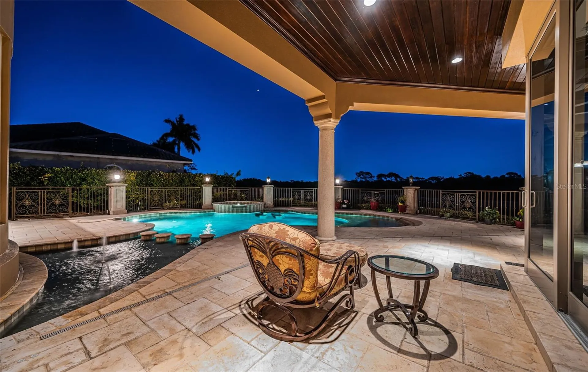 9209 Silverthorn Road Seminole FL 33777