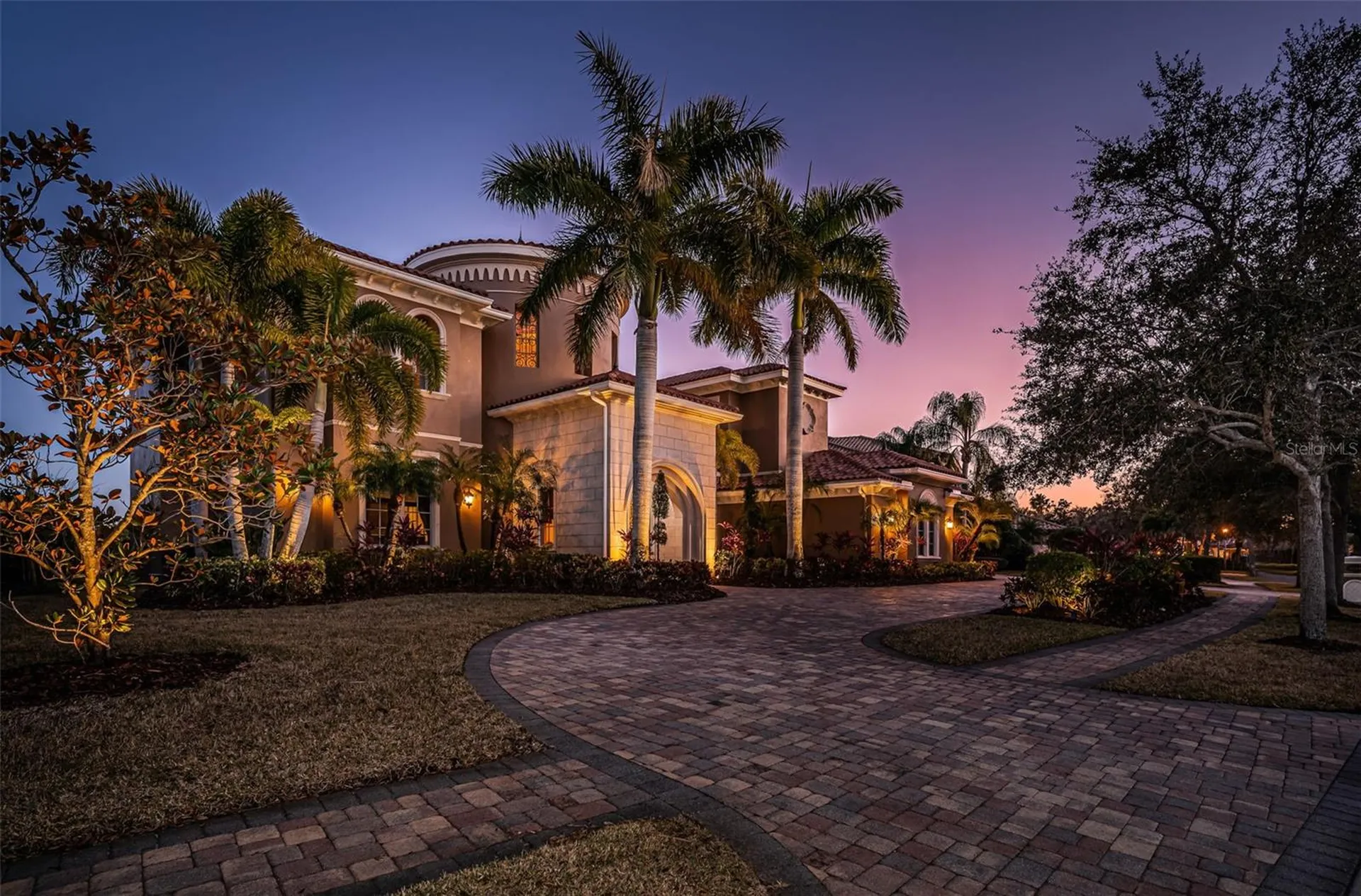 9209 Silverthorn Road Seminole FL 33777