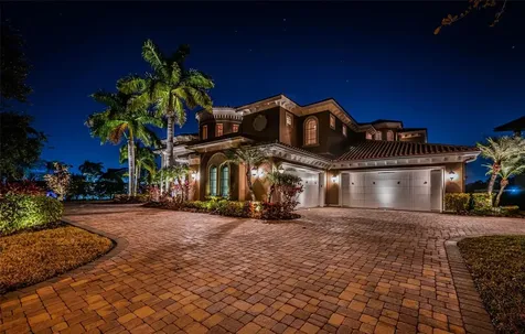 9209 Silverthorn Road Seminole FL 33777