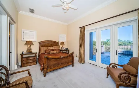 9209 Silverthorn Road Seminole FL 33777