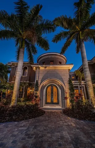 9209 Silverthorn Road Seminole FL 33777