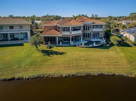 9209 Silverthorn Road Seminole FL 33777