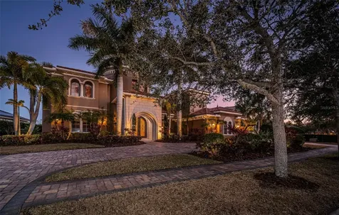 9209 Silverthorn Road Seminole FL 33777