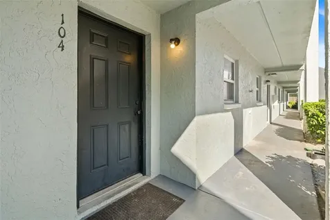 14415 Americana Circle Tampa FL 33613