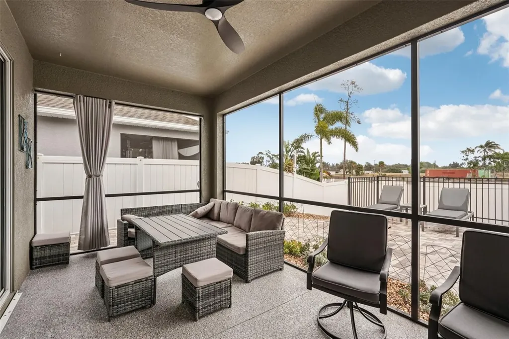 1303 Parker Den Drive Ruskin FL 33570