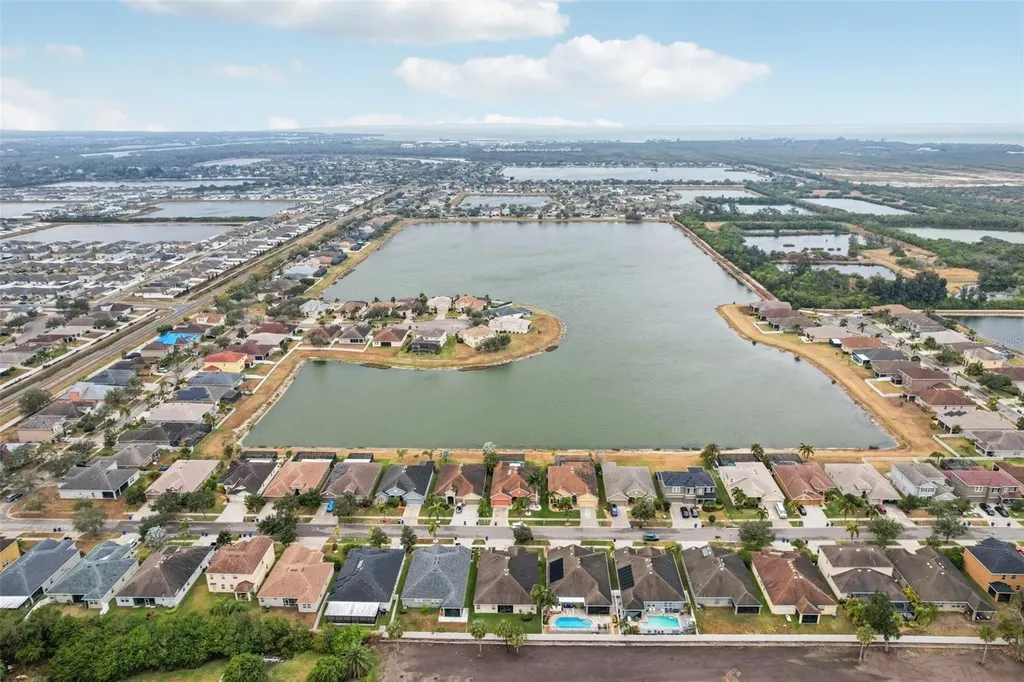 1303 Parker Den Drive Ruskin FL 33570