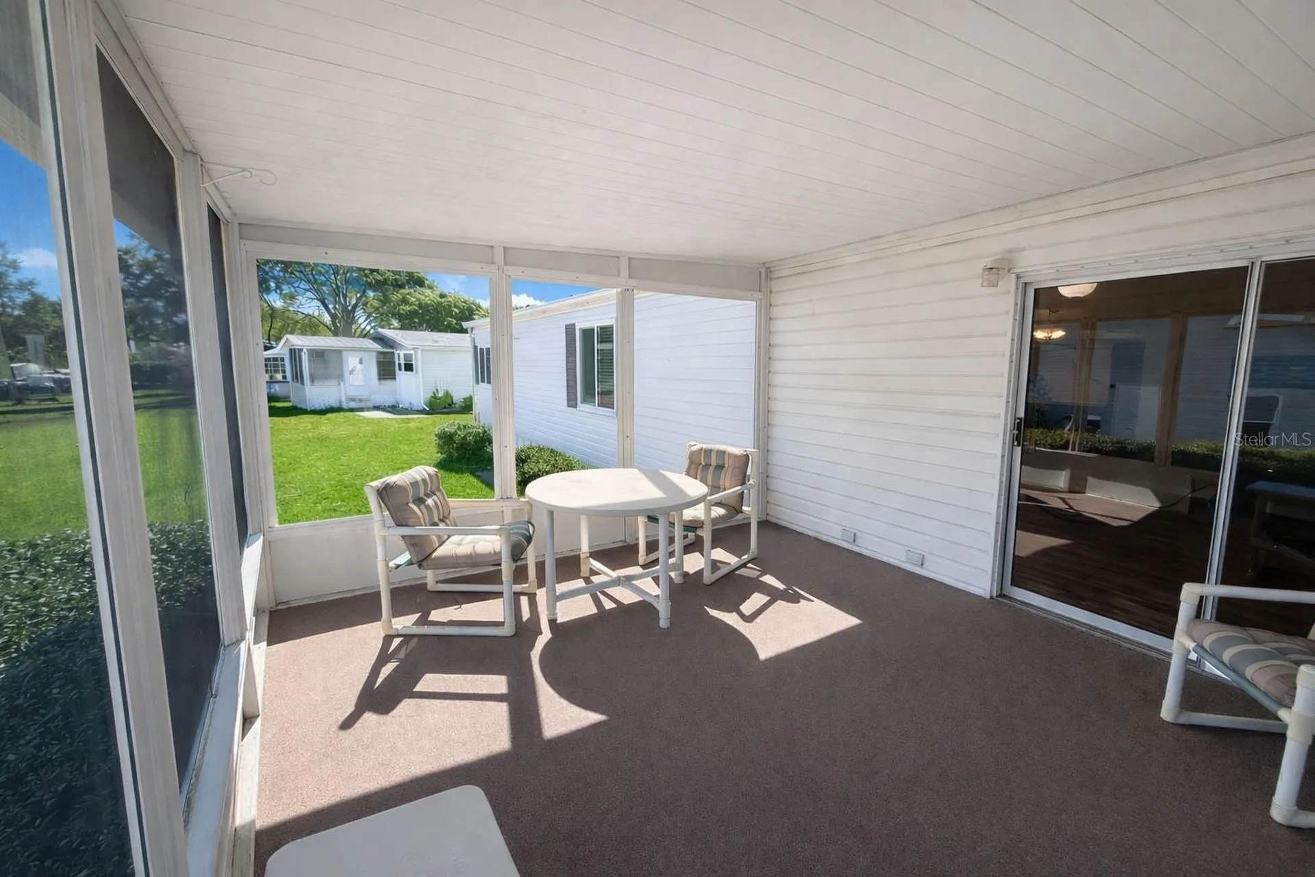 25308 Casa Del Lago Lane Leesburg FL 34748