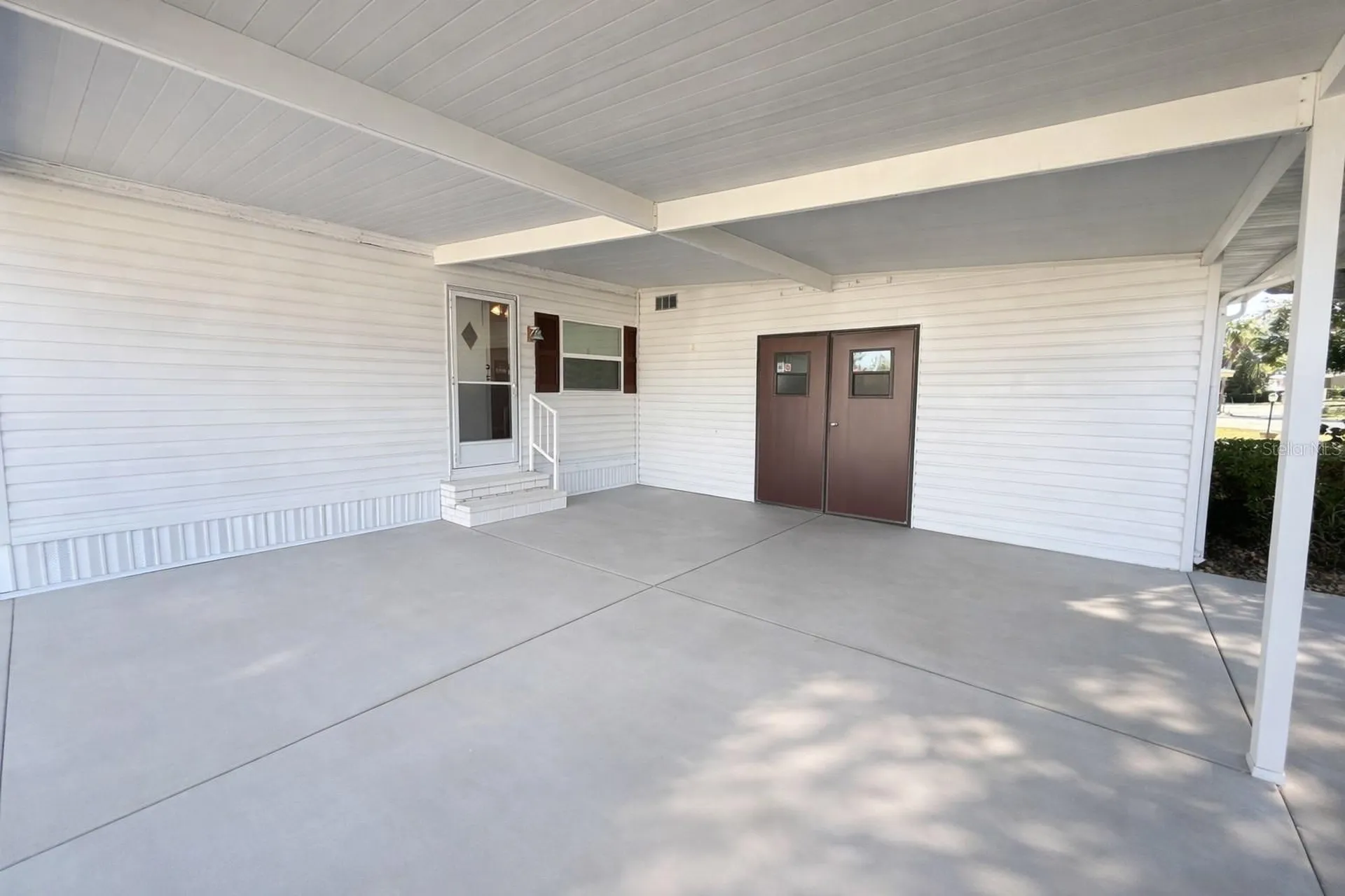 25308 Casa Del Lago Lane Leesburg FL 34748