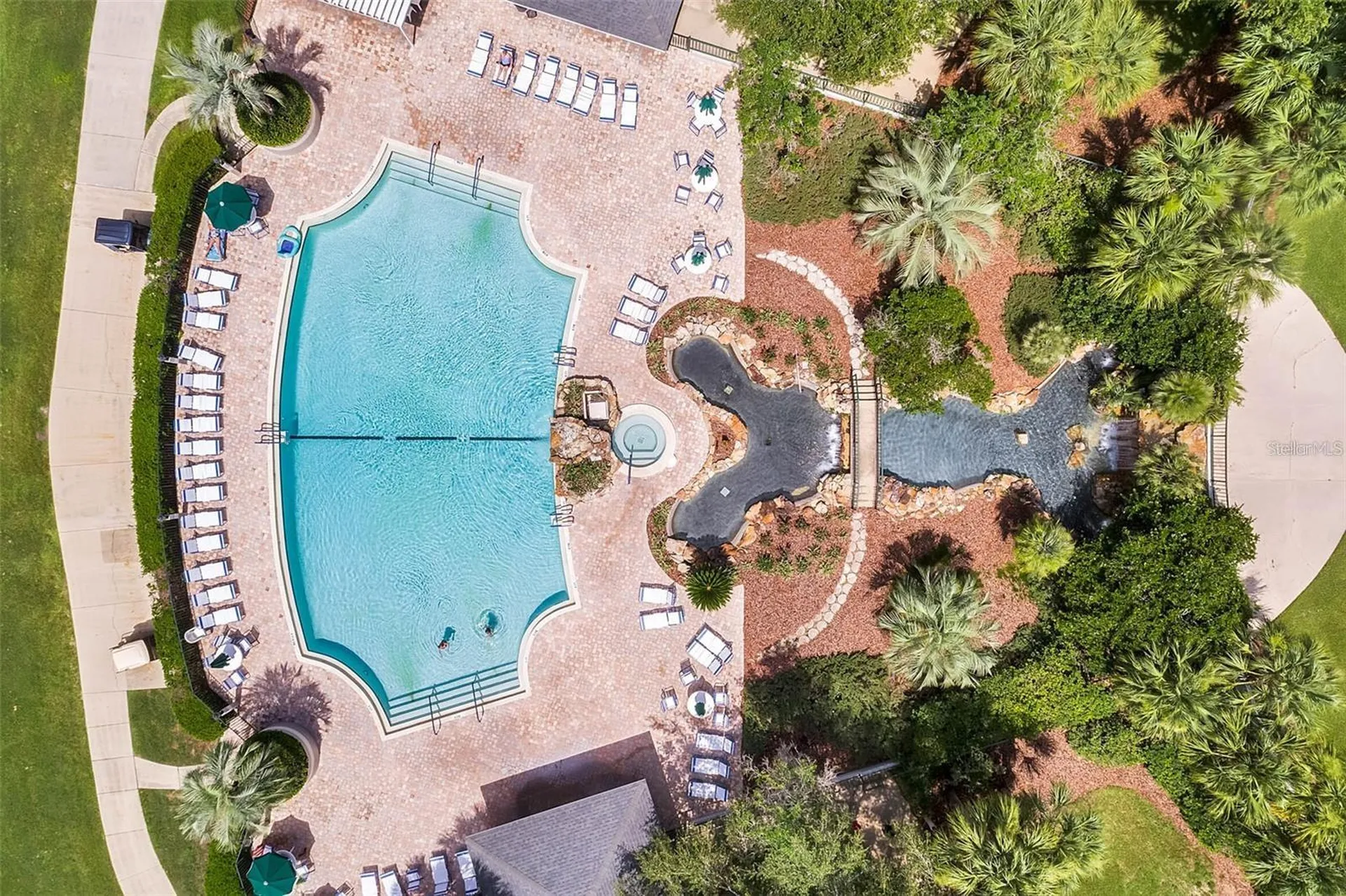 25308 Casa Del Lago Lane Leesburg FL 34748
