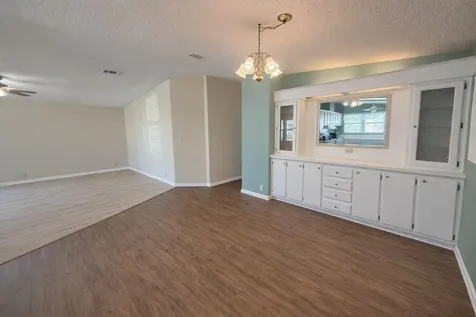 25308 Casa Del Lago Lane Leesburg FL 34748