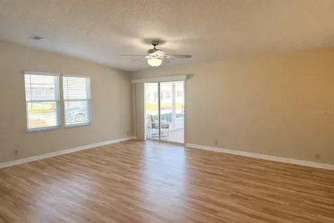 25308 Casa Del Lago Lane Leesburg FL 34748