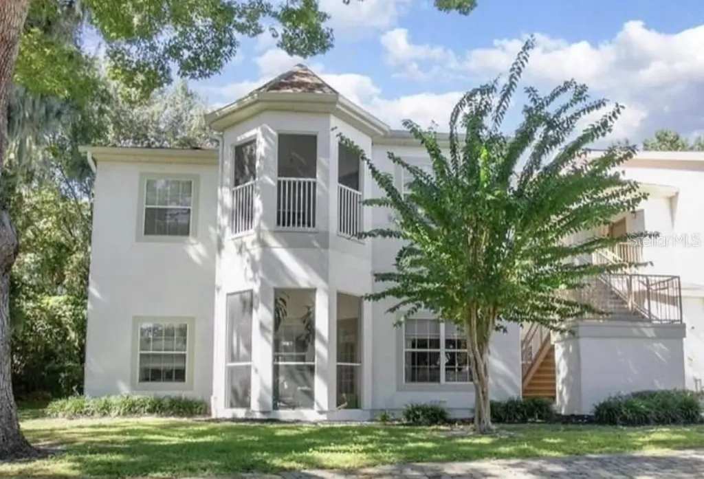 970 N Spring Garden Avenue Deland FL 32720