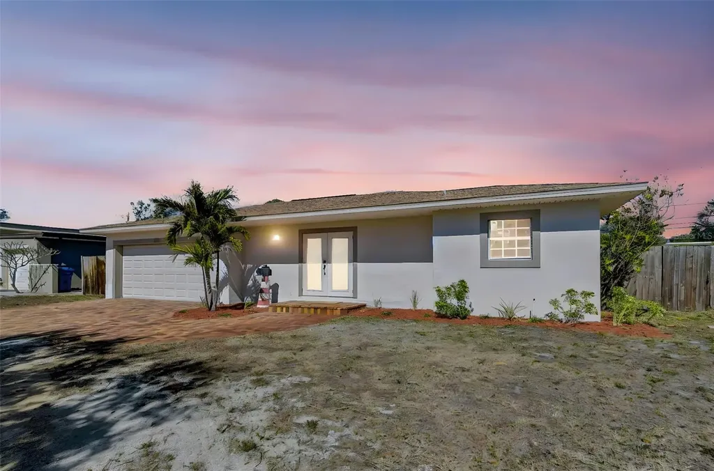 6041 5th Avenue N St Petersburg FL 33710