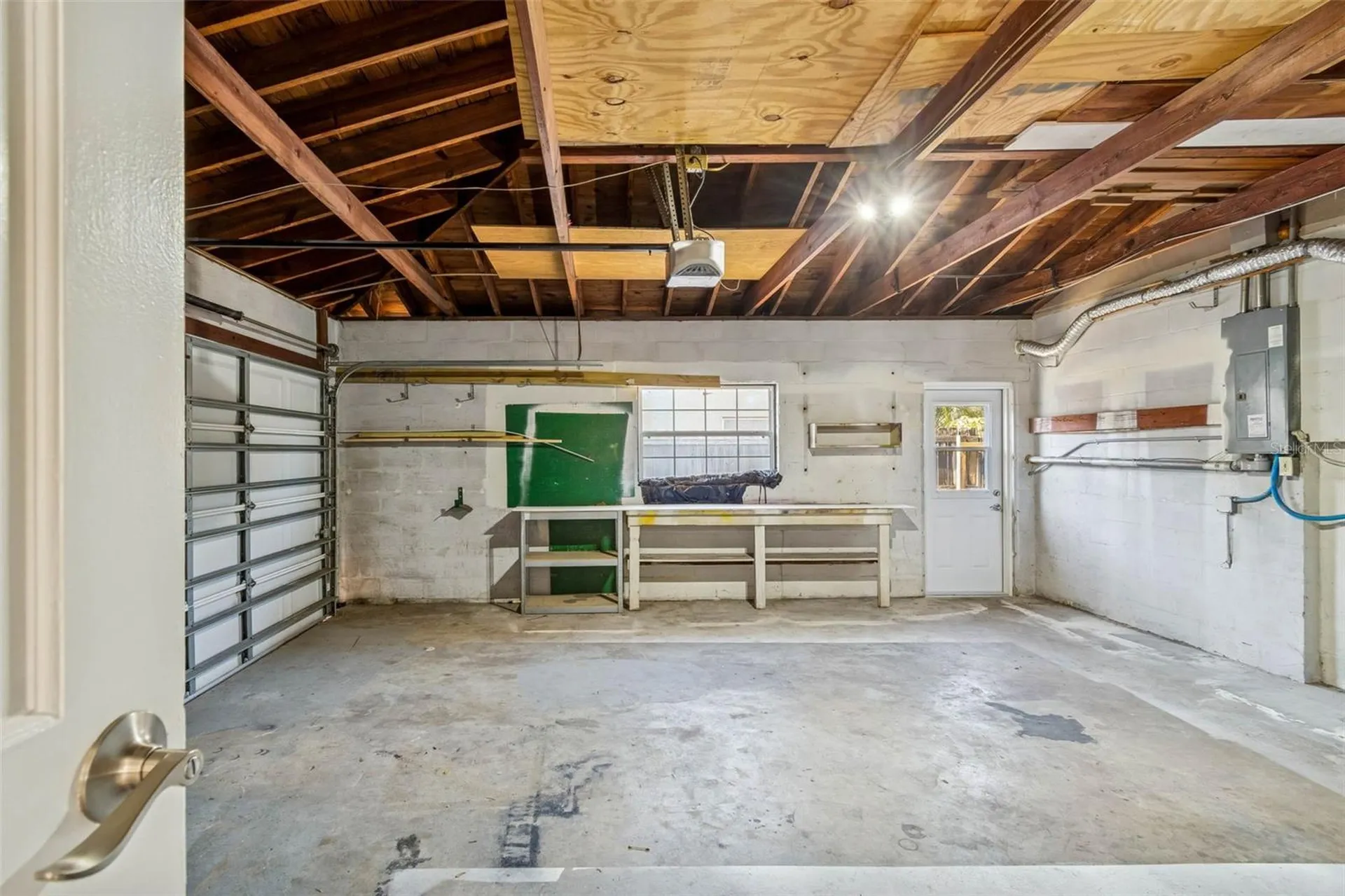 6041 5th Avenue N St Petersburg FL 33710