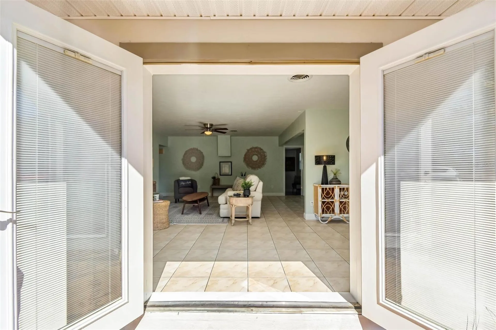 6041 5th Avenue N St Petersburg FL 33710