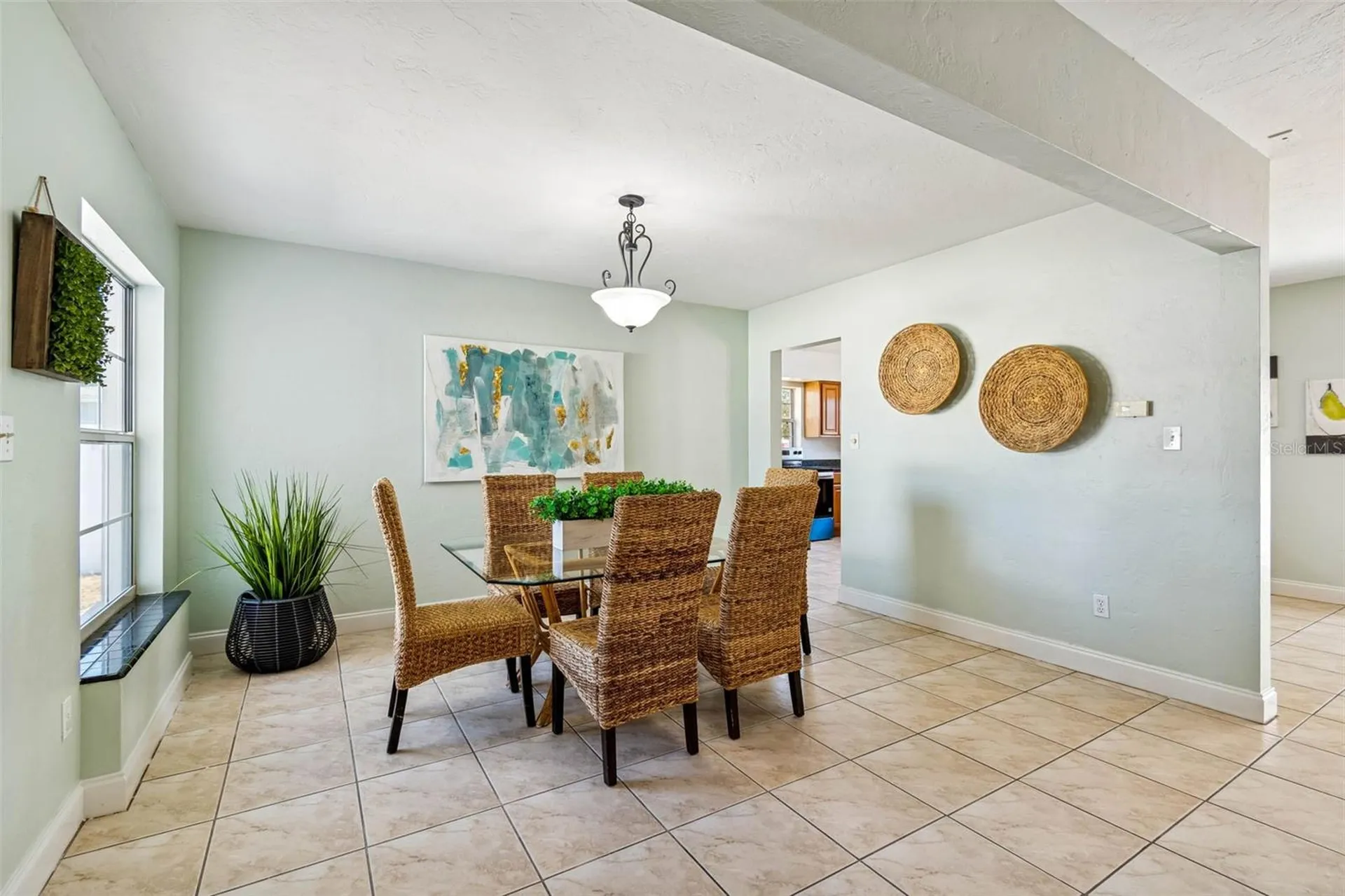 6041 5th Avenue N St Petersburg FL 33710
