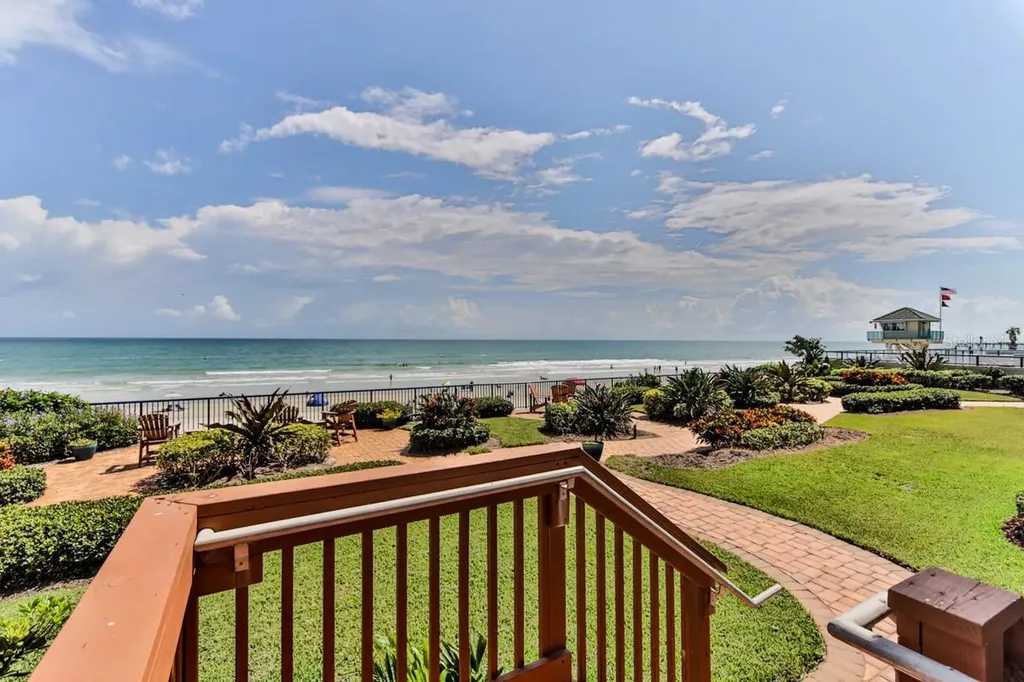 3425 S Atlantic Avenue Daytona Beach FL 32118