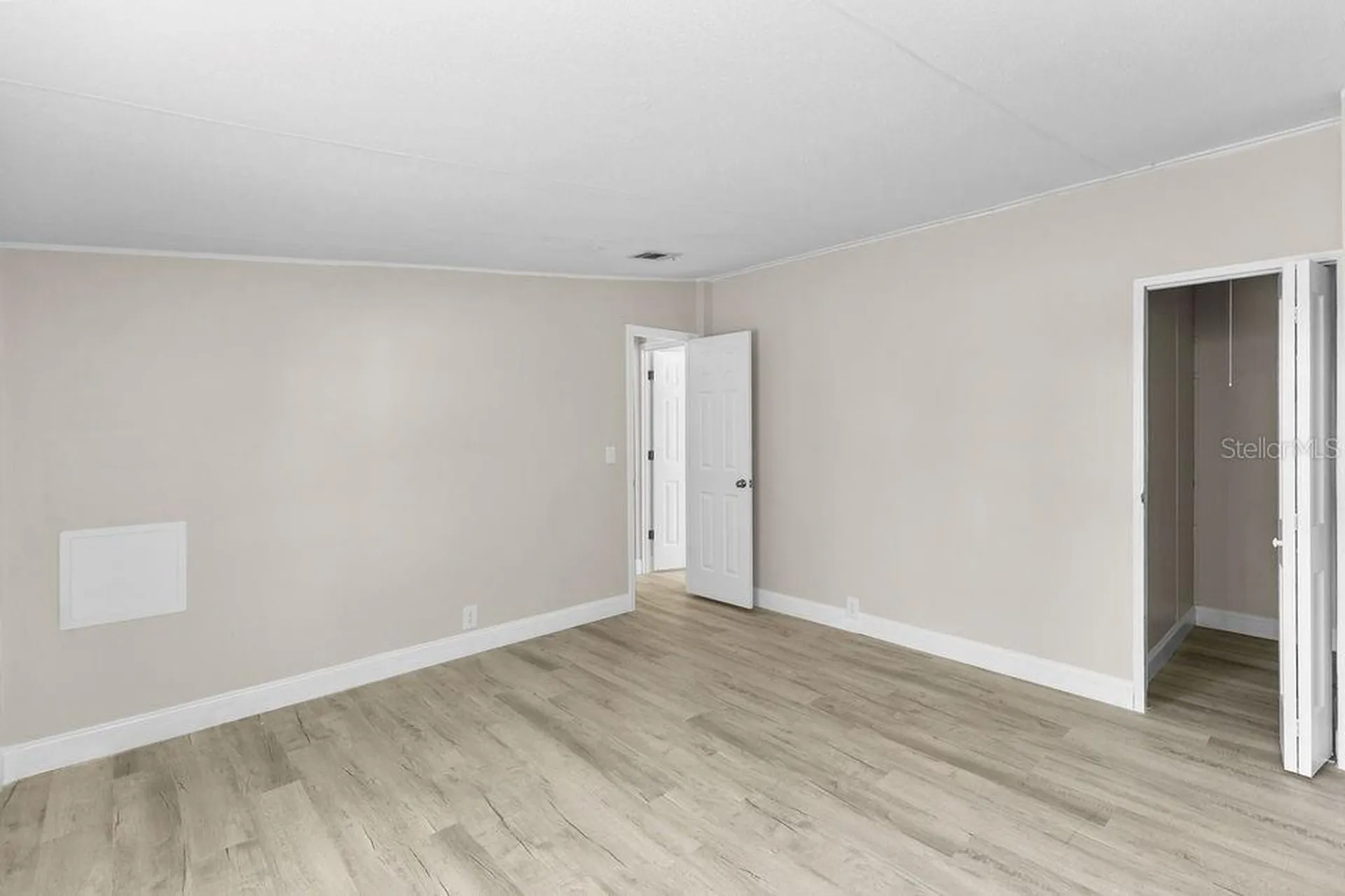 18137 Hollister Road Orlando FL 32820