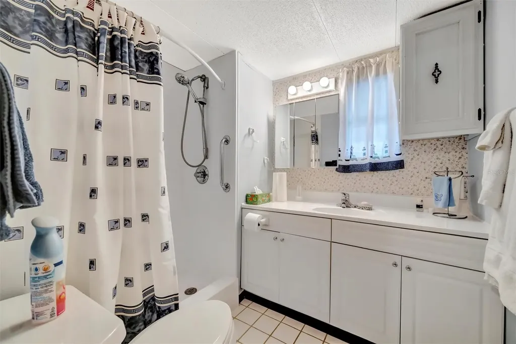 132 W Saint Lucia Loop Apollo Beach FL 33572
