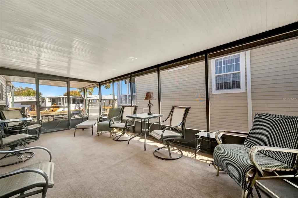 132 W Saint Lucia Loop Apollo Beach FL 33572