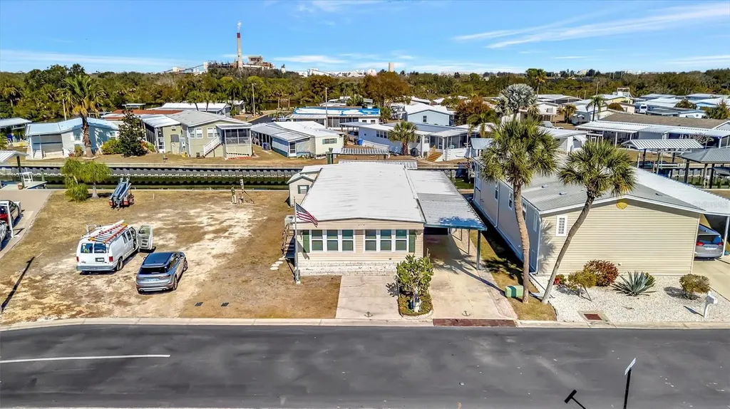 132 W Saint Lucia Loop Apollo Beach FL 33572