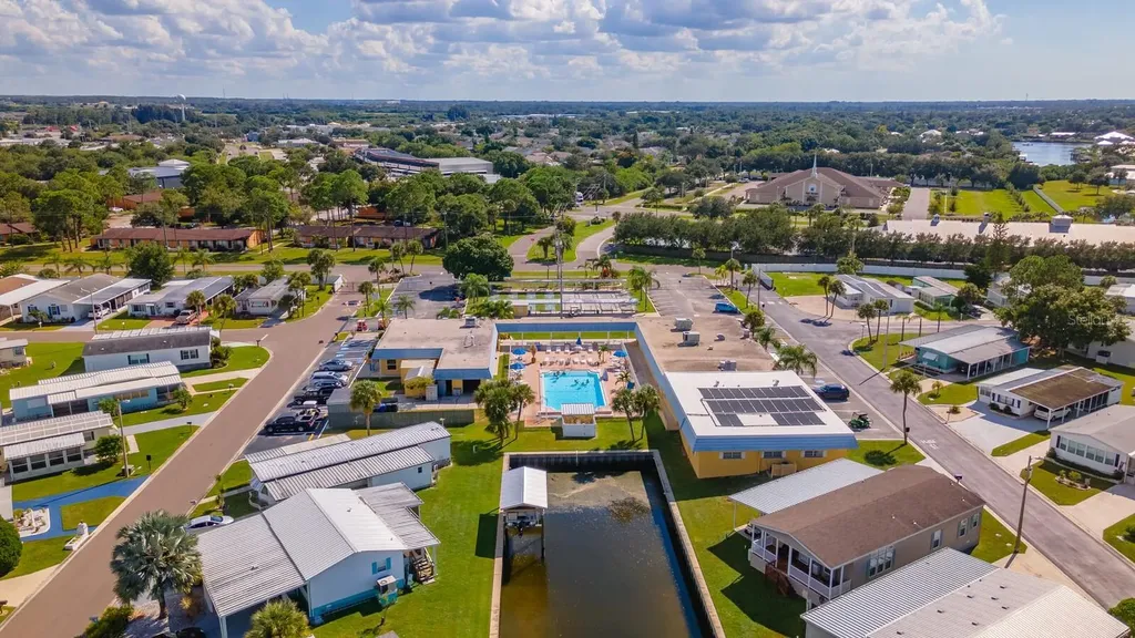 132 W Saint Lucia Loop Apollo Beach FL 33572