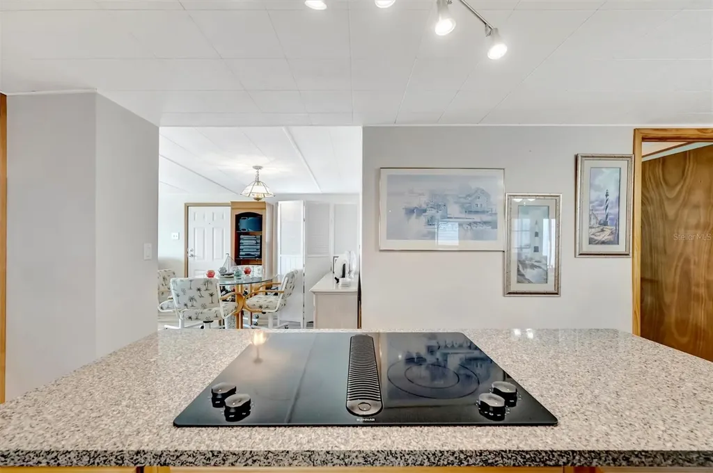 132 W Saint Lucia Loop Apollo Beach FL 33572