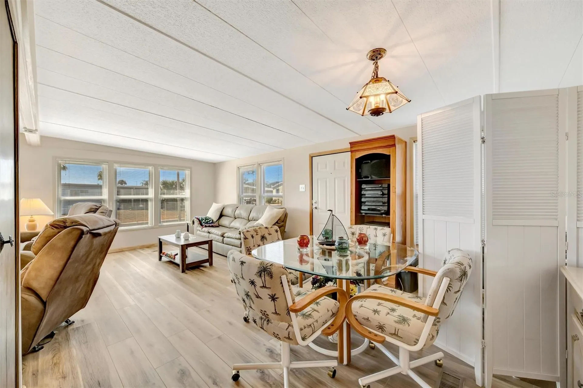 132 W Saint Lucia Loop Apollo Beach FL 33572