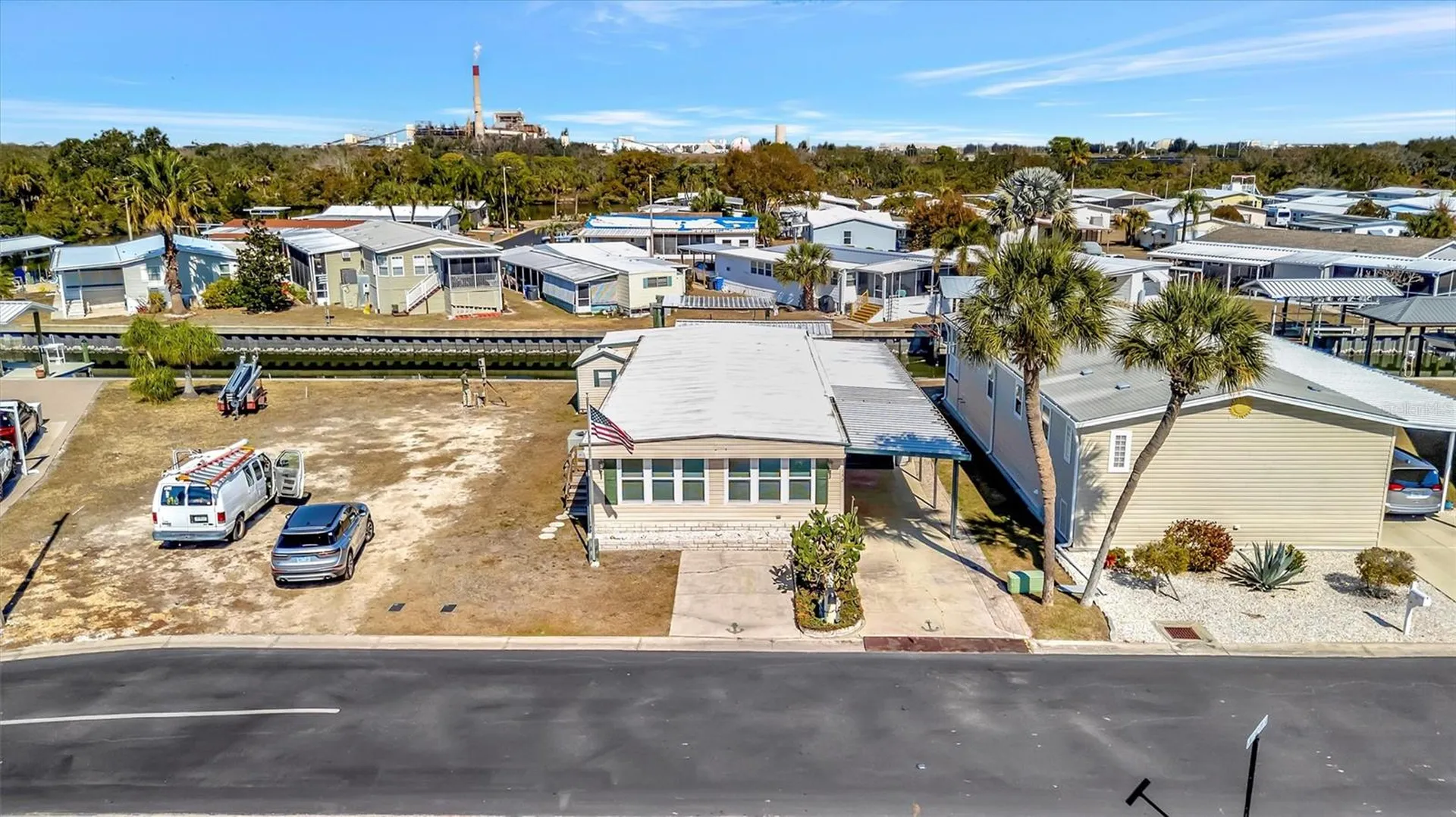 132 W Saint Lucia Loop Apollo Beach FL 33572