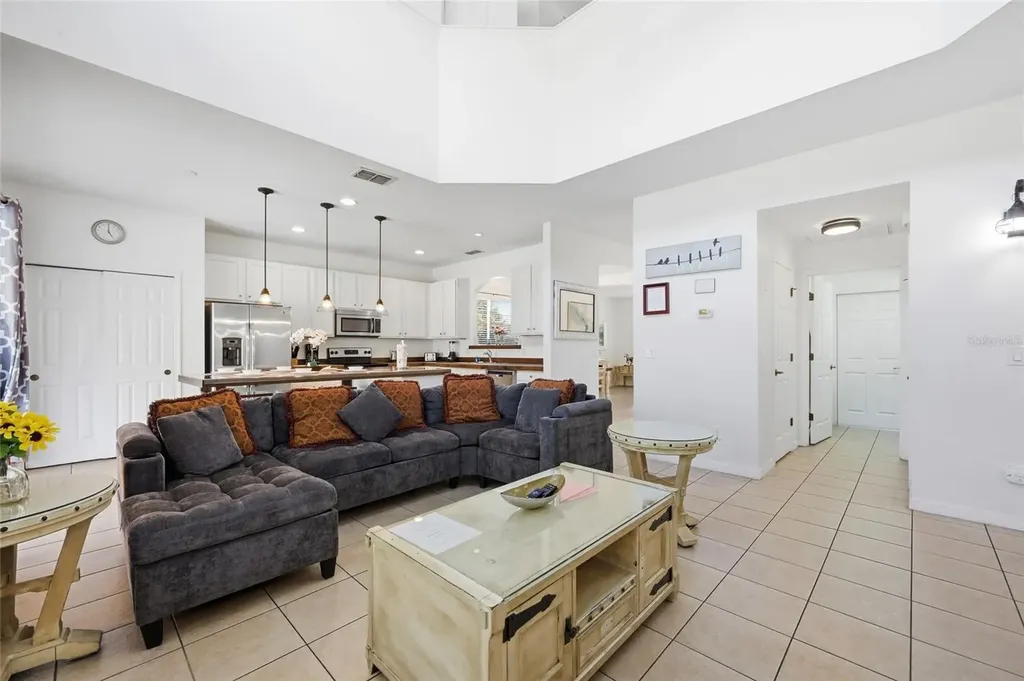 844 Orange Cosmos Boulevard Davenport FL 33837