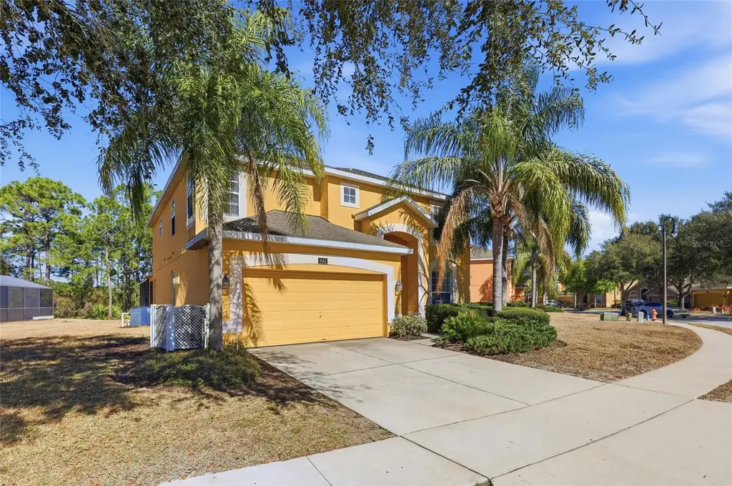 844 Orange Cosmos Boulevard Davenport FL 33837