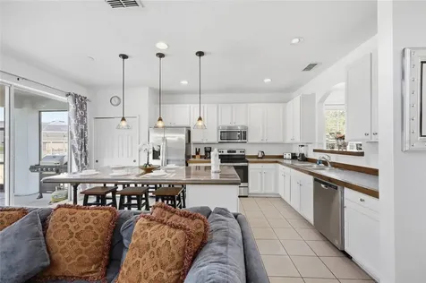 844 Orange Cosmos Boulevard Davenport FL 33837