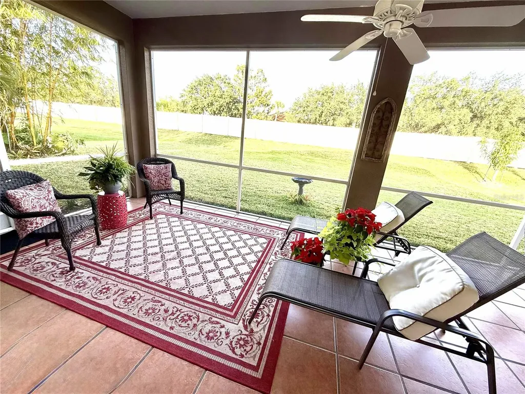 6837 74th Street Circle E Bradenton FL 34203