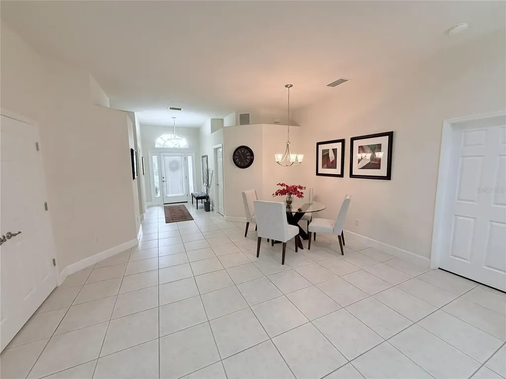 6837 74th Street Circle E Bradenton FL 34203