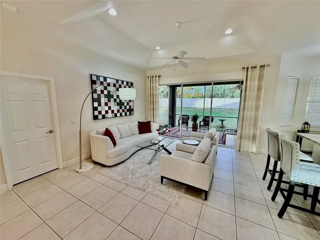 6837 74th Street Circle E Bradenton FL 34203