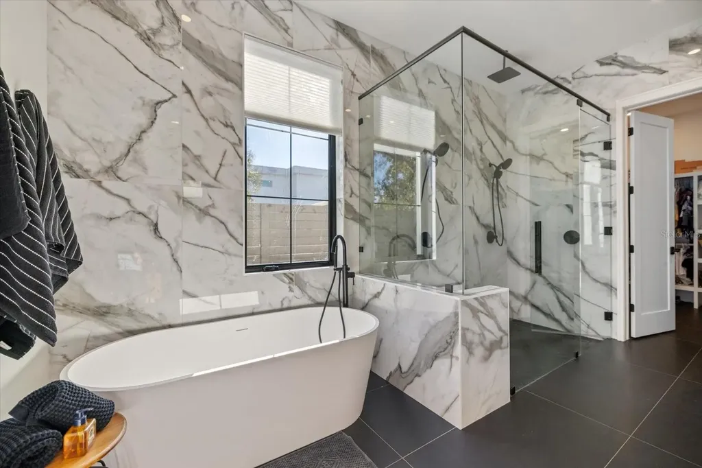 2045 Goldenrod Street Sarasota FL 34239