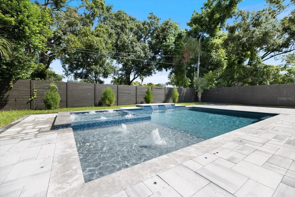 2045 Goldenrod Street Sarasota FL 34239