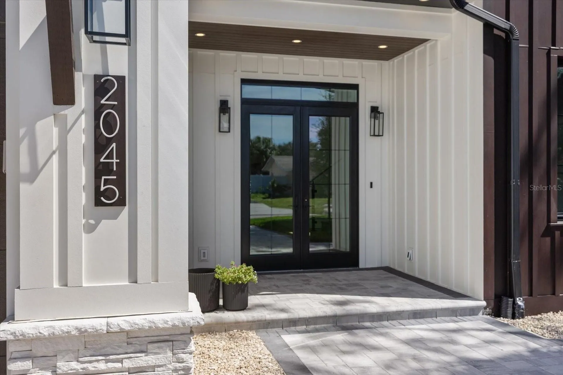 2045 Goldenrod Street Sarasota FL 34239