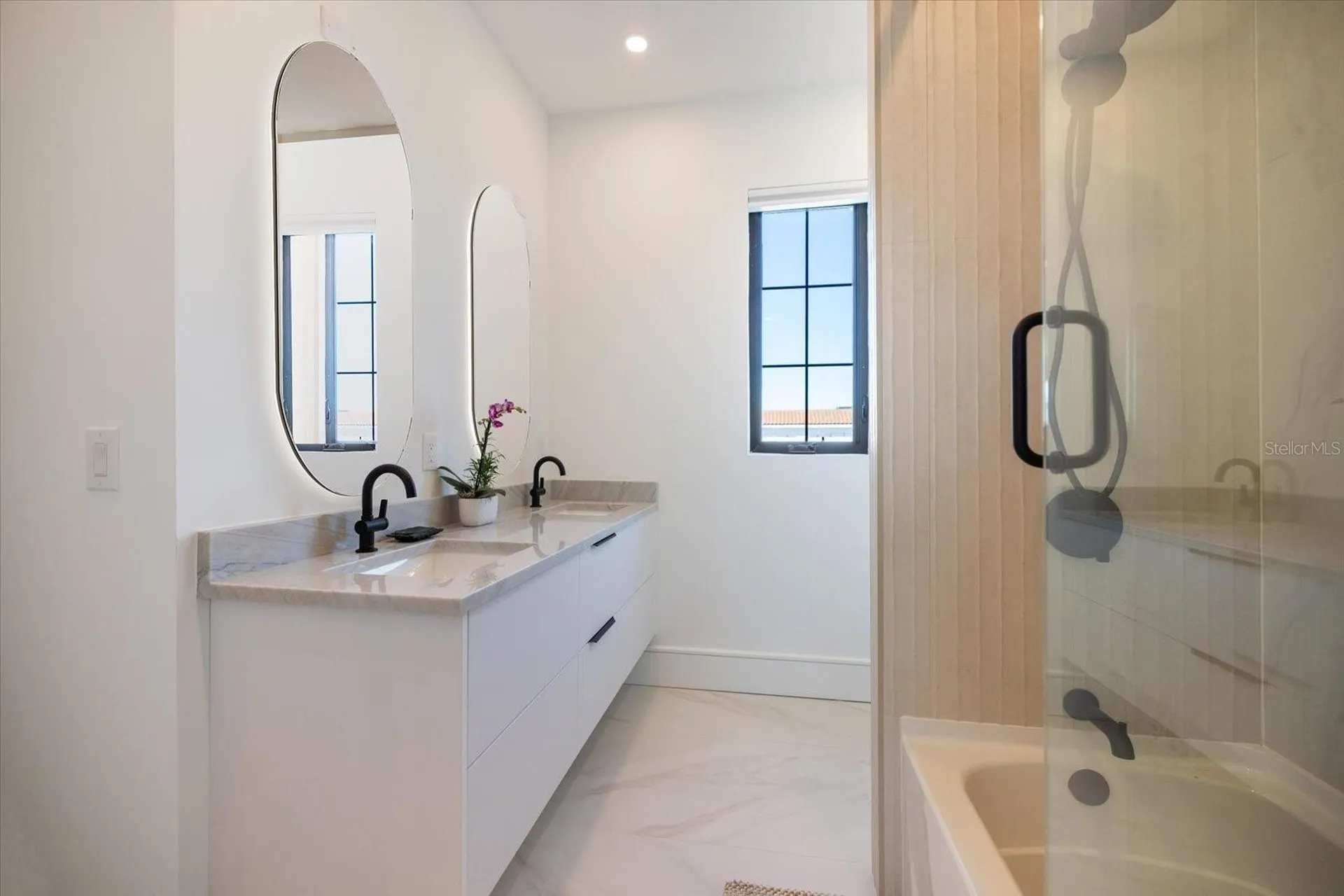 2045 Goldenrod Street Sarasota FL 34239