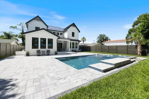 2045 Goldenrod Street Sarasota FL 34239