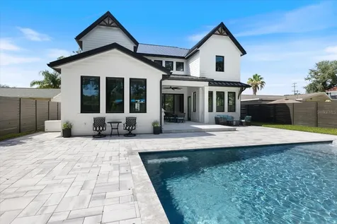 2045 Goldenrod Street Sarasota FL 34239