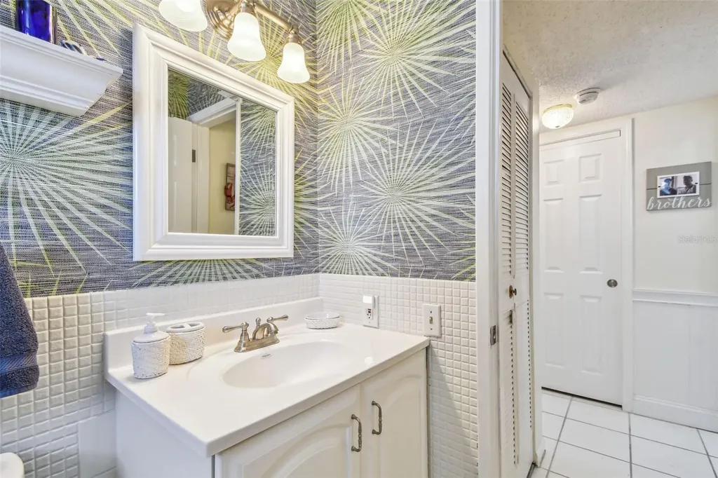 5960 30th Avenue S Gulfport FL 33707