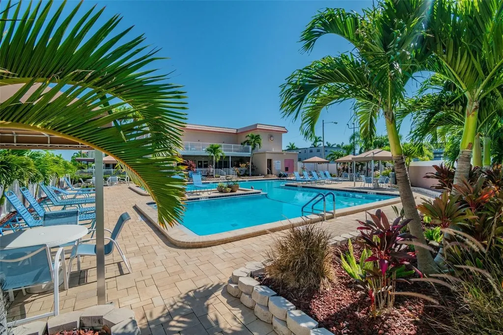 5960 30th Avenue S Gulfport FL 33707