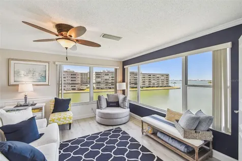 5960 30th Avenue S Gulfport FL 33707