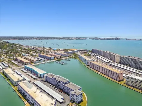 5960 30th Avenue S Gulfport FL 33707